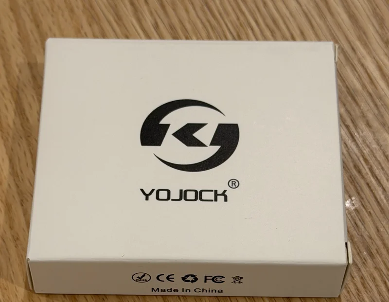 YOJOCK UT003-JPの外箱。YOJOCKロゴとMade in Chinaの表記